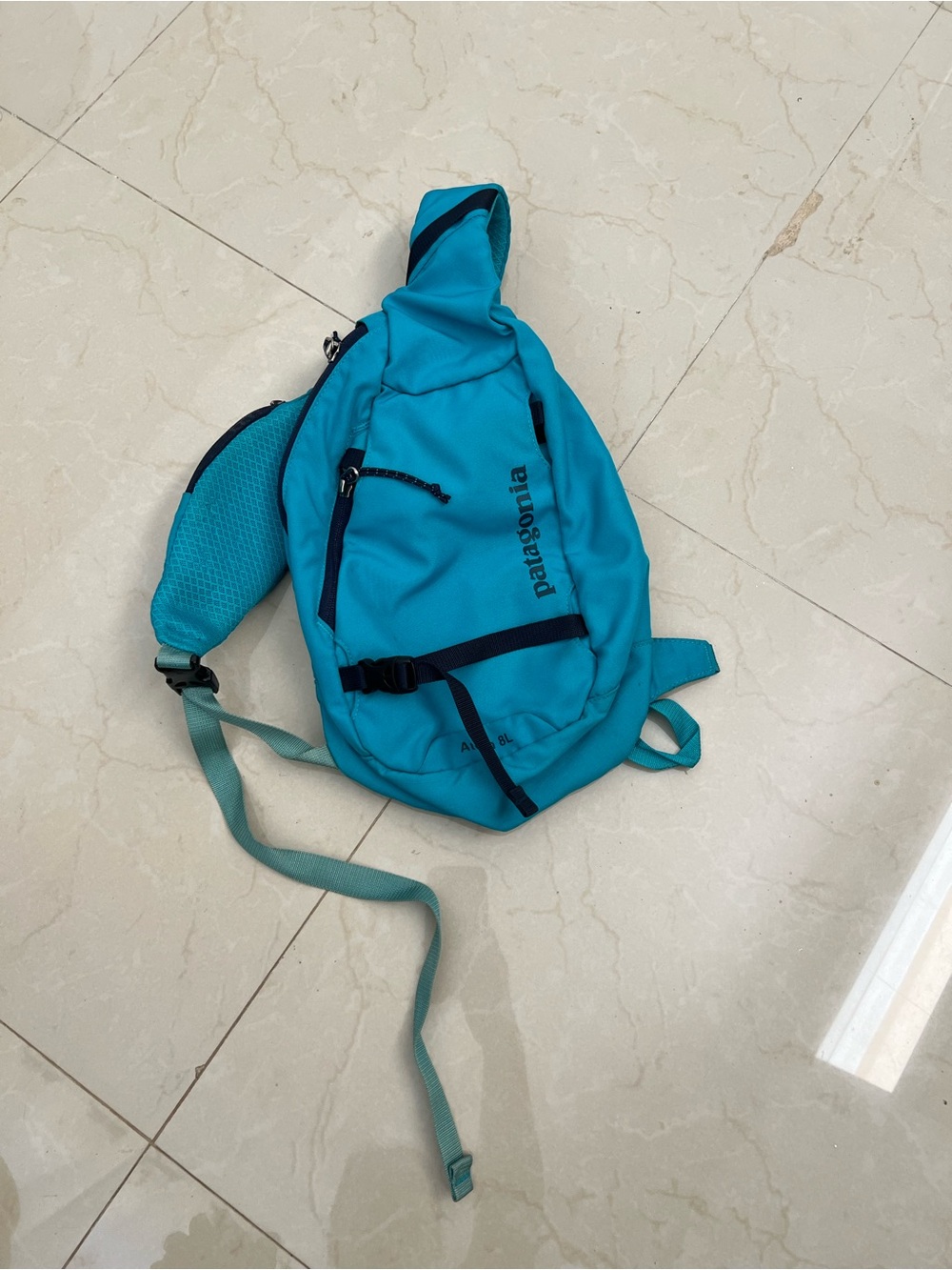 PATAGONIA Atom Sling Bag 8L Turquoise - Picture 2 of 12